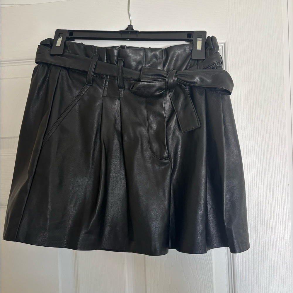 DKNY Black  Leather Mini Shorts